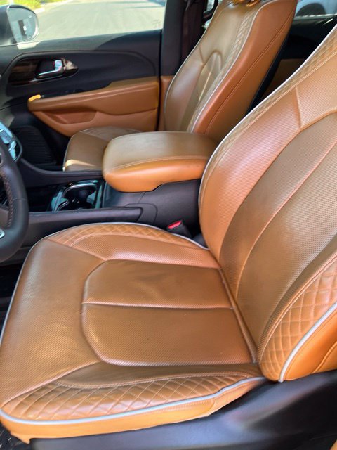 Used 2022 Chrysler Pacifica Pinnacle FWD image 15