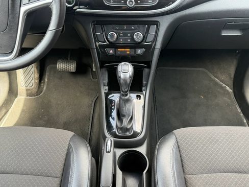 Used 2020 Buick Encore Preferred w/ Safety Package AWD/4WD image 37