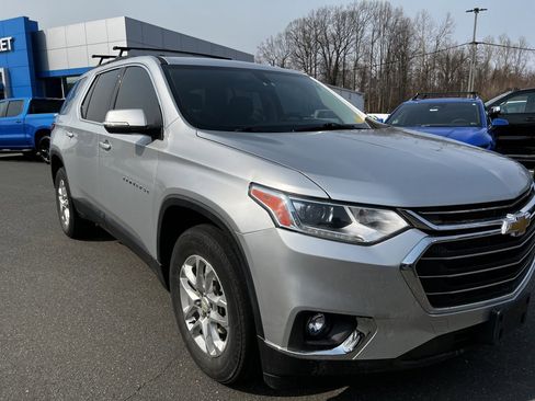 Used 2021 Chevrolet Traverse LT w/ LPO, Cargo Package image 23