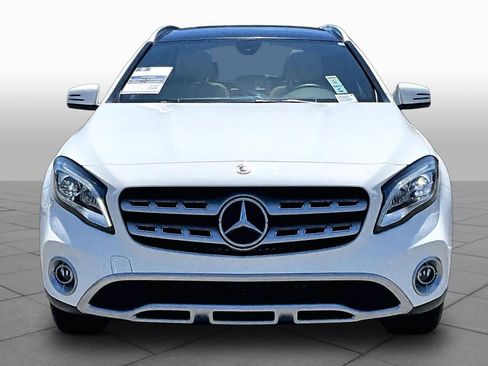 Used 2018 Mercedes-Benz GLA 250 4MATIC image 3