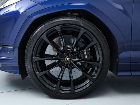 Used 2024 Lamborghini Urus S AWD/4WD image 40