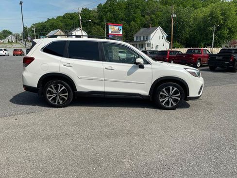 Used 2020 Subaru Forester Limited AWD/4WD image 9