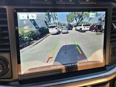 Used 2022 Ford F150 Lariat image 14