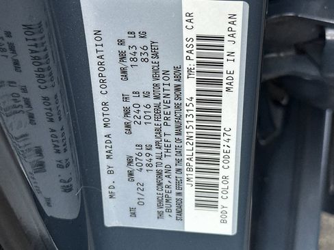 Used 2022 MAZDA MAZDA3 s image 34
