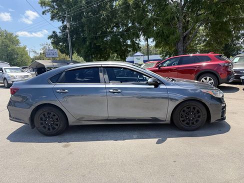 Used 2019 Kia Forte Sedan FWD image 4