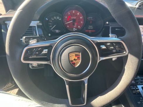 Used 2017 Porsche Macan GTS image 9