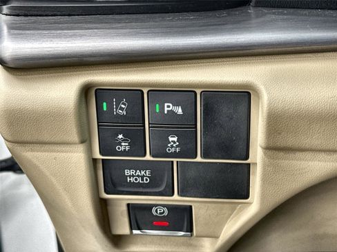 Used 2020 Acura RDX AWD w/ Technology Package image 17