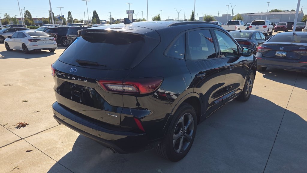 Used 2024 Ford Escape ST-Line AWD/4WD image 5
