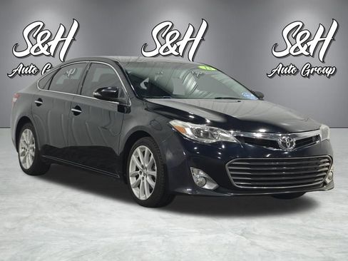 Used 2013 Toyota Avalon XLE Touring FWD image 2