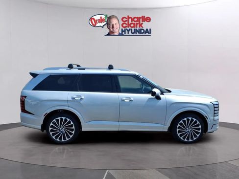 New 2026 Hyundai Palisade Calligraphy FWD image 6