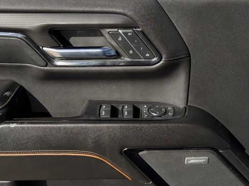 Used 2024 GMC Sierra 2500 AT4 w/ AT4 Premium Plus Package image 23