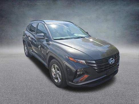 Used 2023 Hyundai Tucson SEL FWD image 2