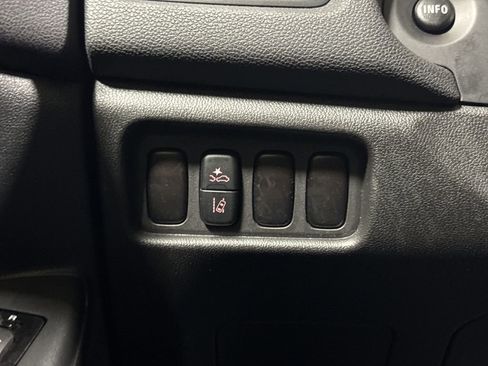 Used 2024 Mitsubishi Outlander Sport ES AWD/4WD image 18