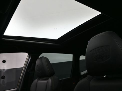 Used 2022 Subaru Forester Wilderness image 22