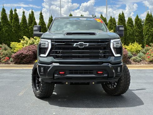 Used 2026 Chevrolet Silverado 2500 LT w/ Trail Boss Package AWD/4WD image 5