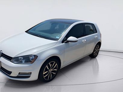 Used 2017 Volkswagen Golf SE
