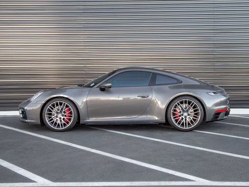 Certified 2024 Porsche 911 Carrera 4S AWD/4WD image 2