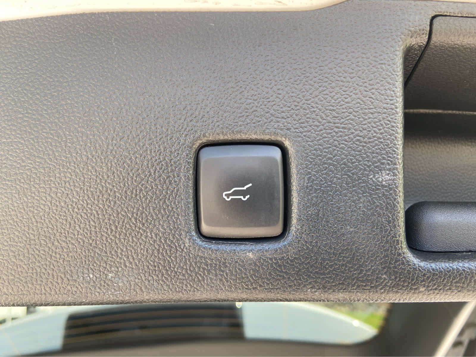 Used 2023 Ford Escape Active w/ Tech Pack #2 AWD/4WD image 6