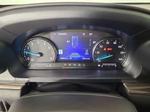 Used 2023 Ford Explorer Limited w/ Limited Technology Package AWD/4WD image 12