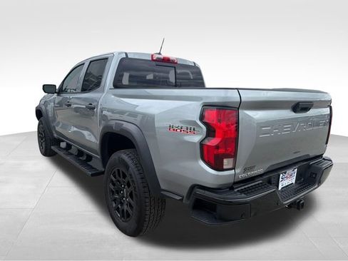 Used 2023 Chevrolet Colorado Trail Boss w/ Technology Package AWD/4WD image 16