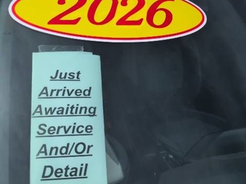 Used 2026 Chevrolet TrailBlazer LT w/ Convenience Package AWD/4WD image 9