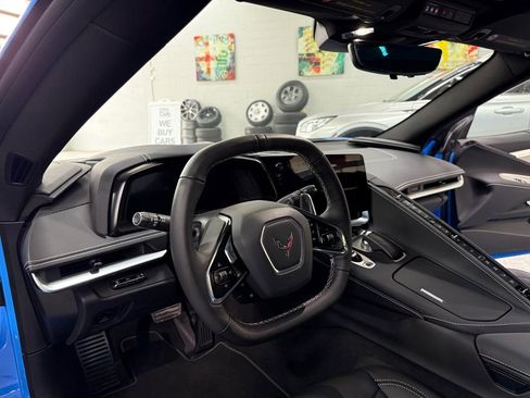 Used 2023 Chevrolet Corvette RWD Coupe 2LT w/ Z51 Performance Package image 12