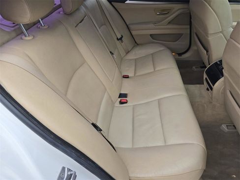 Used 2011 BMW 528i Sedan image 21