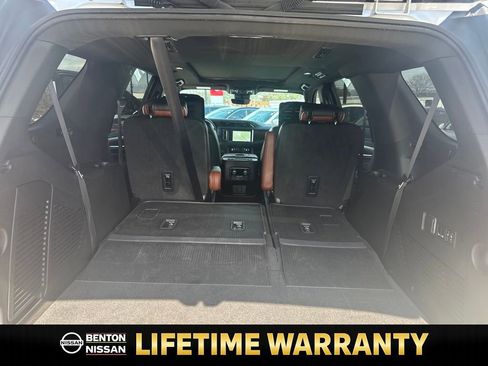 Used 2023 GMC Yukon Denali Ultimate image 14