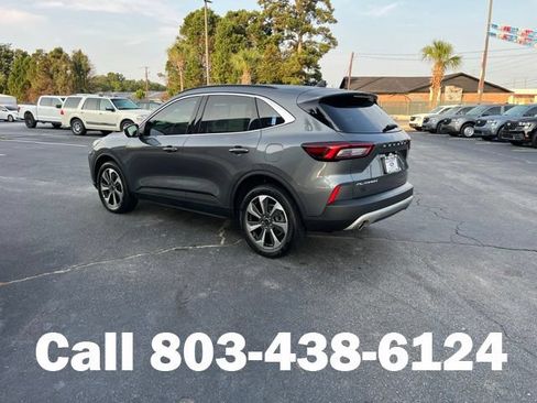 Used 2023 Ford Escape Platinum AWD/4WD image 35