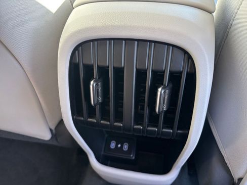 Used 2025 Hyundai Kona SEL image 24