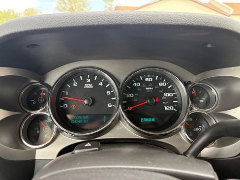 Used 2010 GMC Sierra 1500 SLE w/ Power Pack Plus AWD/4WD image 12