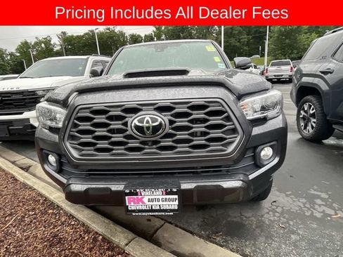 Used 2023 Toyota Tacoma TRD Sport w/ Advanced Technology Package AWD/4WD image 12