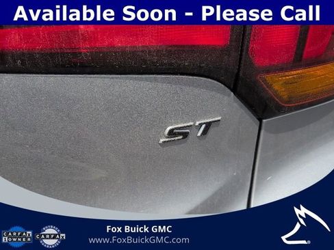 Used 2023 Buick Encore GX Select w/ Sport Touring Package FWD image 5