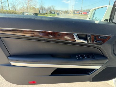 Used 2011 Mercedes-Benz E 350 Cabriolet image 16