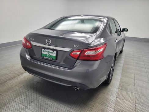 Used 2017 Nissan Altima 2.5 SV w/ Convenience Package image 7