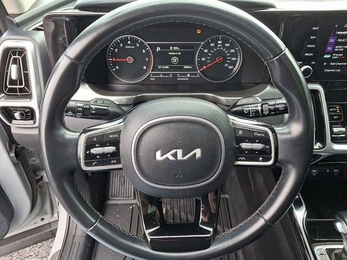 Used 2022 Kia Sorento SX image 21