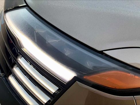 New 2026 Nissan Kicks SR image 13