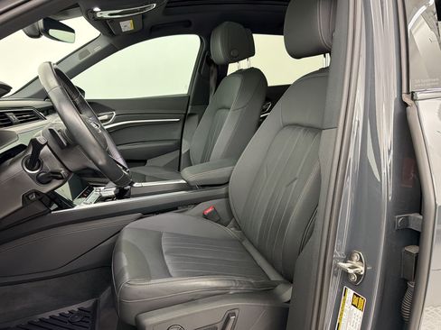 Certified 2024 Audi Q8 e-tron Premium Plus w/ Premium Plus Package AWD/4WD image 5