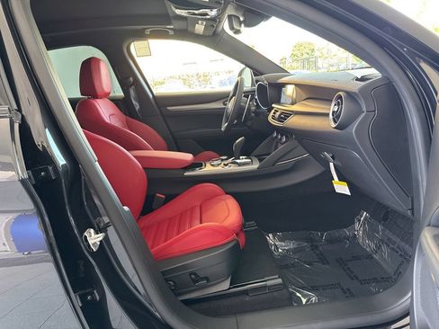 New 2026 Alfa Romeo Stelvio Sprint w/ Convenience Package AWD/4WD image 22