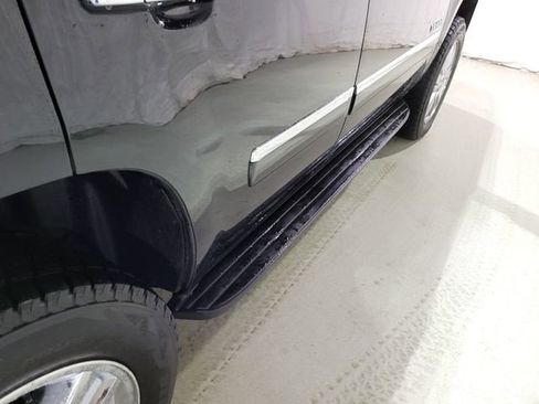 Used 2012 Chevrolet Tahoe LTZ image 35