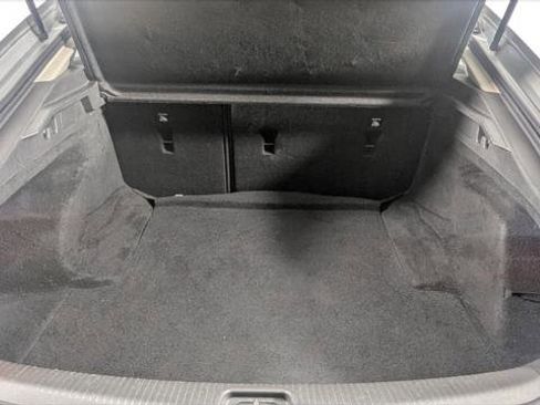 Used 2018 Buick Regal Preferred image 18