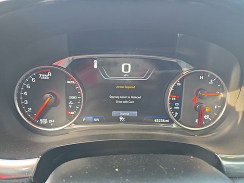 Used 2023 Chevrolet Traverse High Country w/ LPO, Floor Liner Package image 17