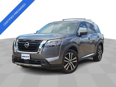 Used 2023 Nissan Pathfinder Platinum