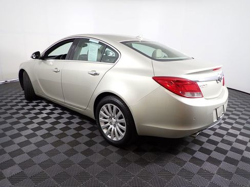 Used 2013 Buick Regal Premium FWD image 12
