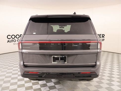 New 2026 Lincoln Navigator Black Label AWD/4WD image 23