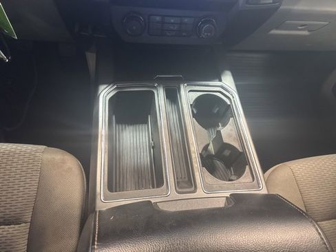 Used 2020 Ford F150 XLT image 15