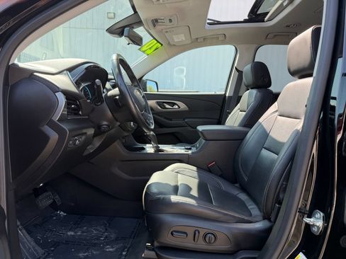 Used 2020 Chevrolet Traverse Premier w/ Redline Edition AWD/4WD image 21