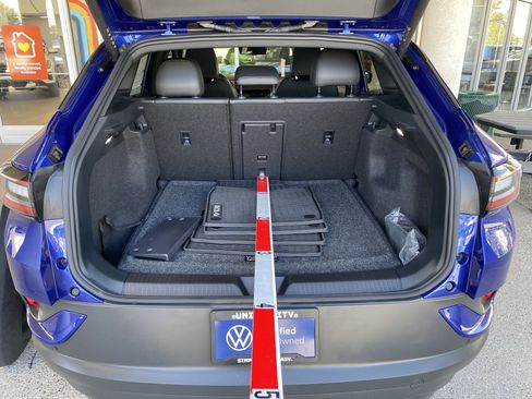 Certified 2022 Volkswagen ID.4 Pro S RWD image 21