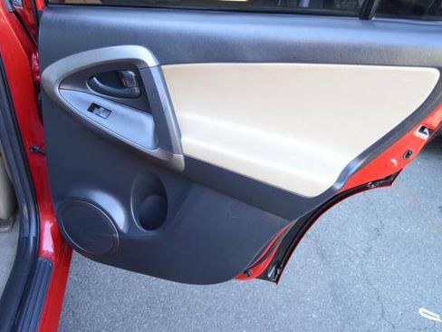 Used 2009 Toyota RAV4 Limited image 52