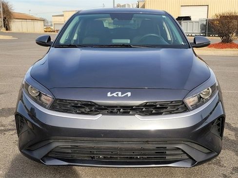 Used 2022 Kia Forte LXS w/ LXS Technology Package image 5